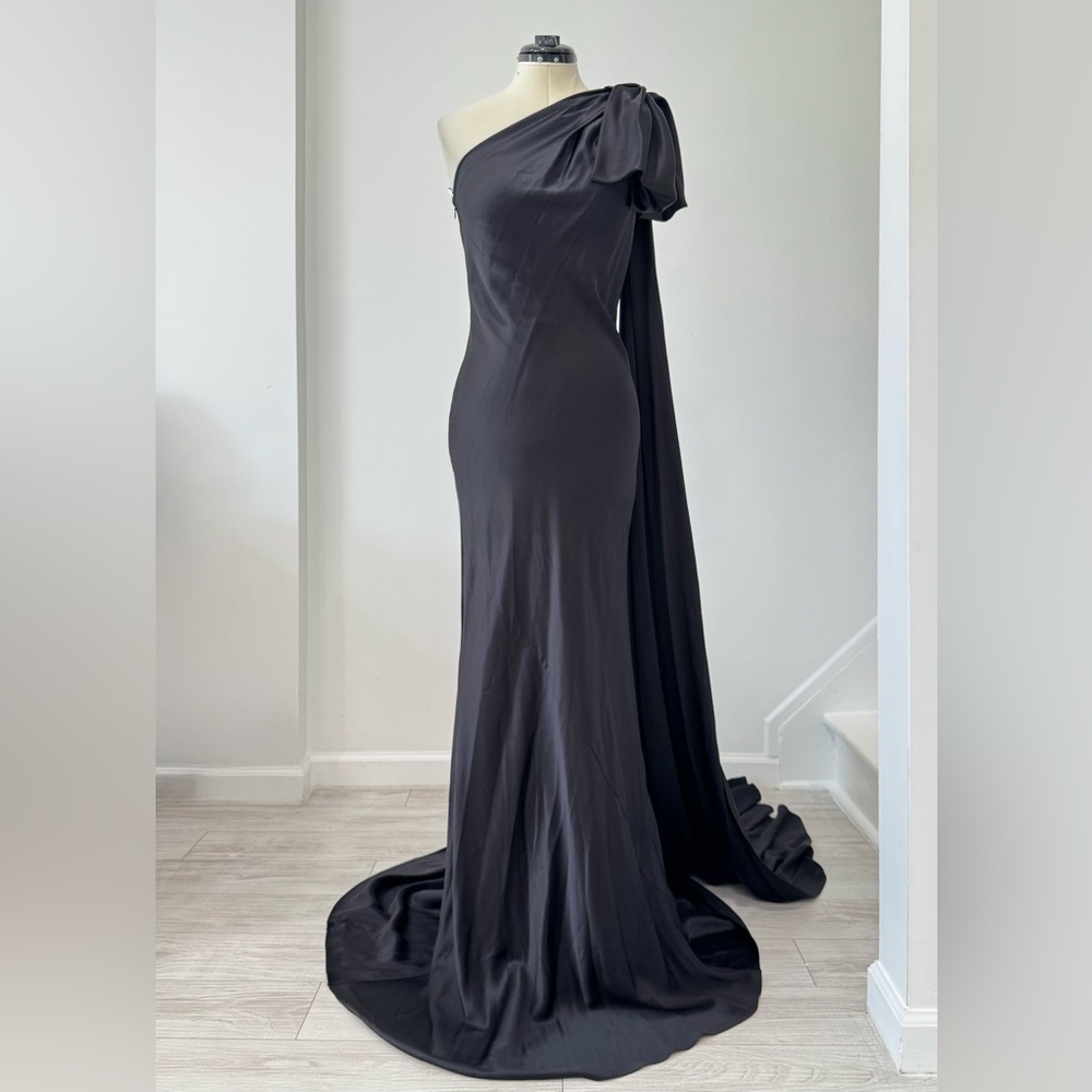 Alejandra Alonso Rojas One Shoulder Bow Silk Gown With Train In Black - Picture 4 of 12